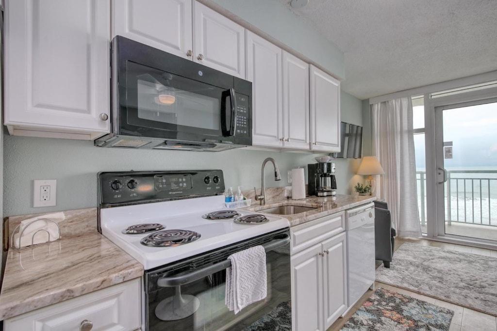 Villa 2501 S Ocean Blvd, 0407 - Ocean Front Sleeps 6 à Myrtle Beach Extérieur photo