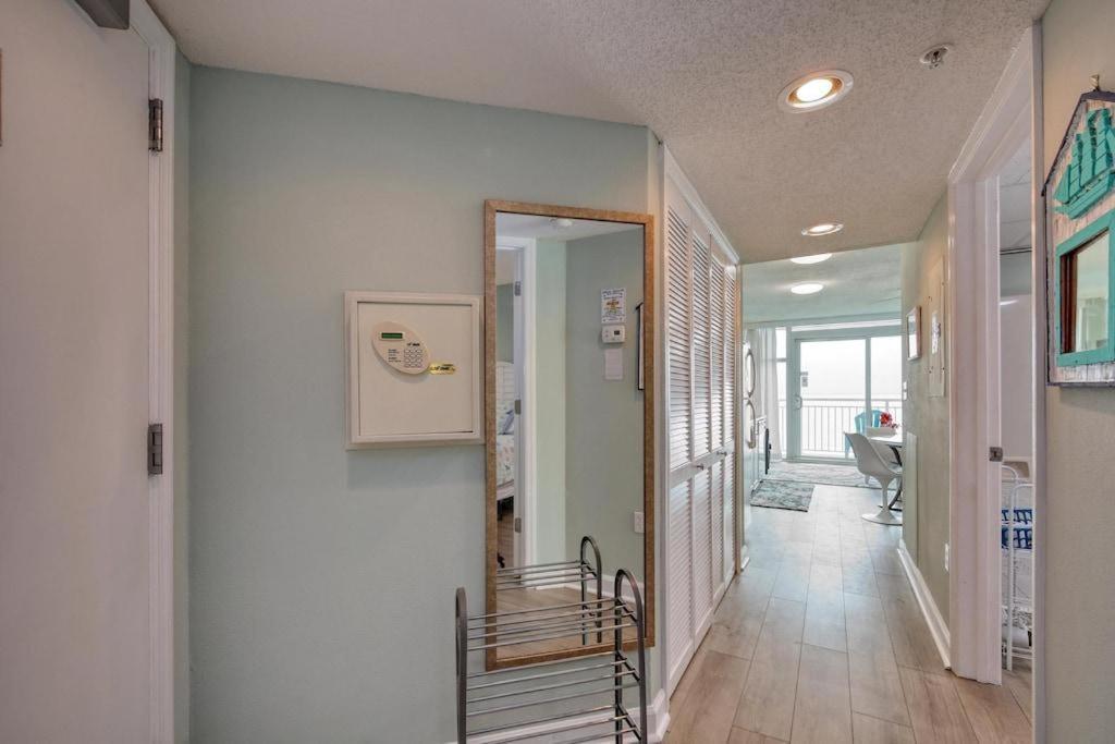 Villa 2501 S Ocean Blvd, 0407 - Ocean Front Sleeps 6 à Myrtle Beach Extérieur photo